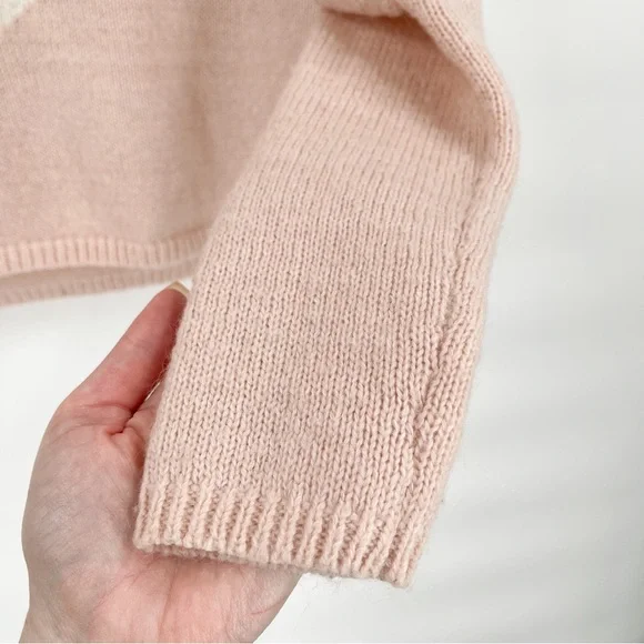 Victoria’s Secret Acrylic Wool Blend Pink Heart Long Sleeve Sweater Womens Small - Picture 4 of 9